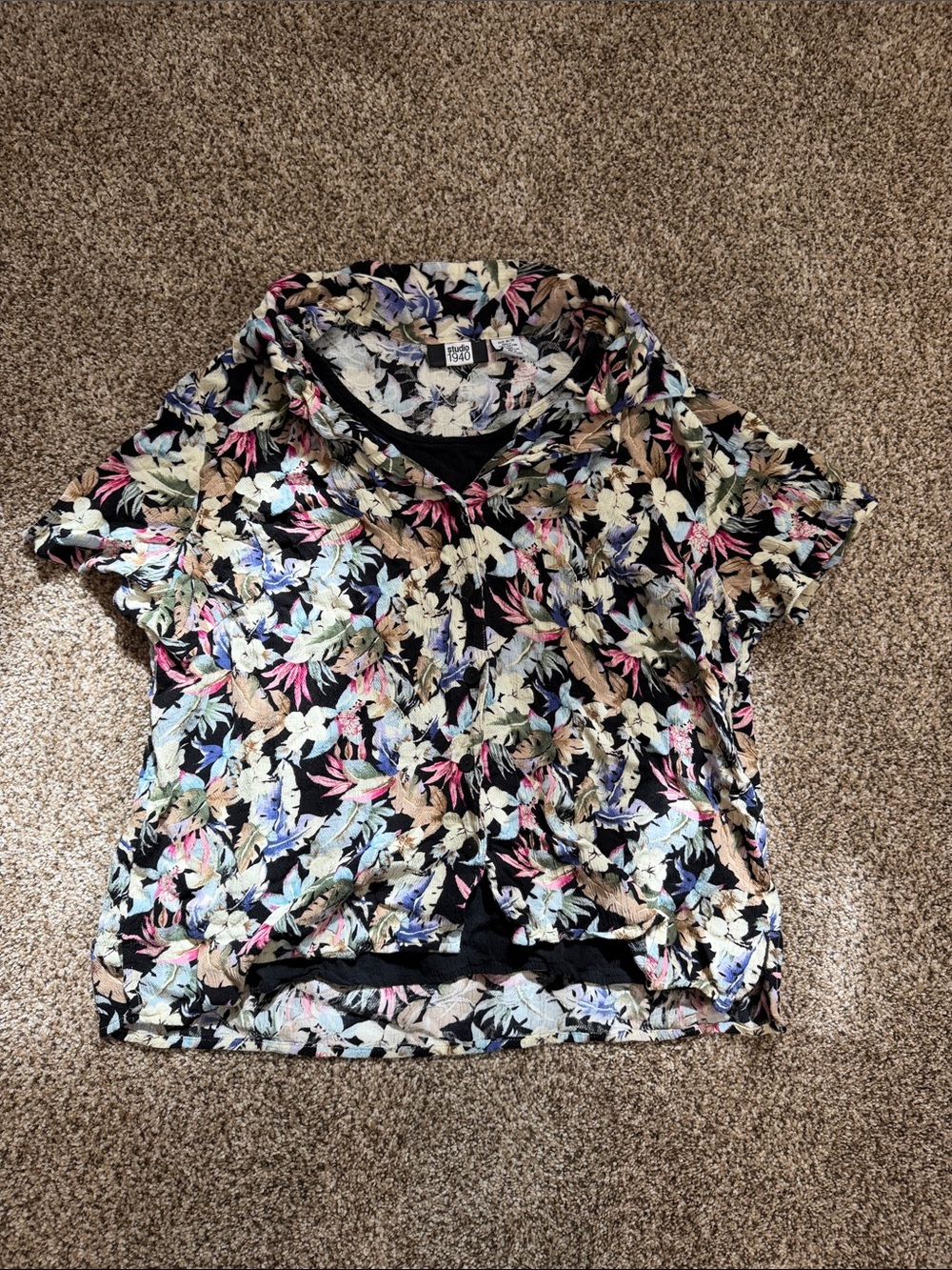 Studio Works Black Floral V-Neck Short Sleeve Blouse
